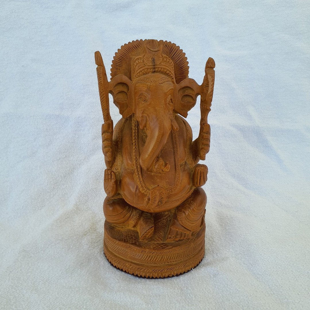 Gottheit Ganesha Sandelholz