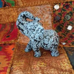 Elefantenfigur aus Schneeflocken-Obsidian