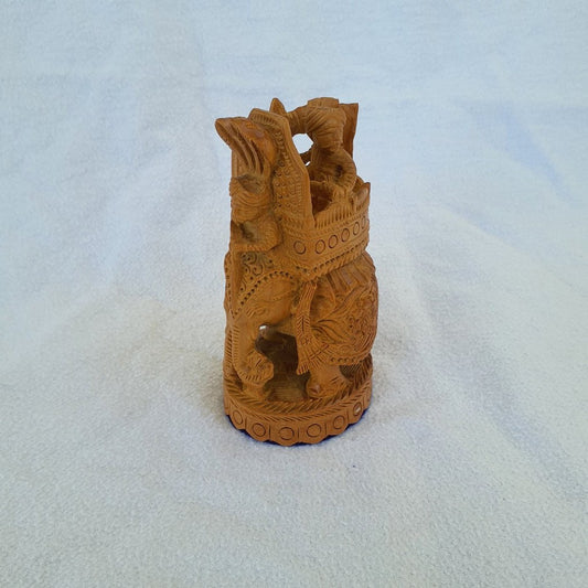Elefantenreiter Sandelholz