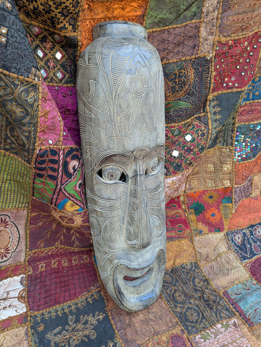 Maske aus Holz