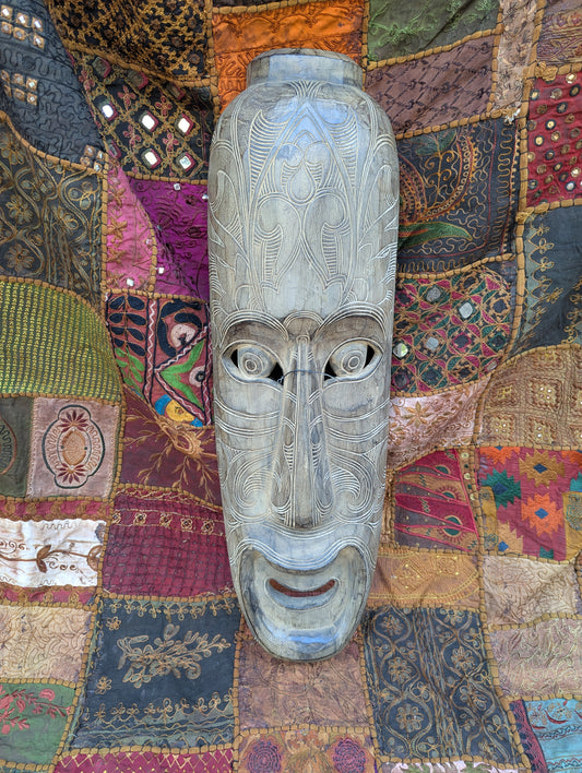 Maske aus Holz